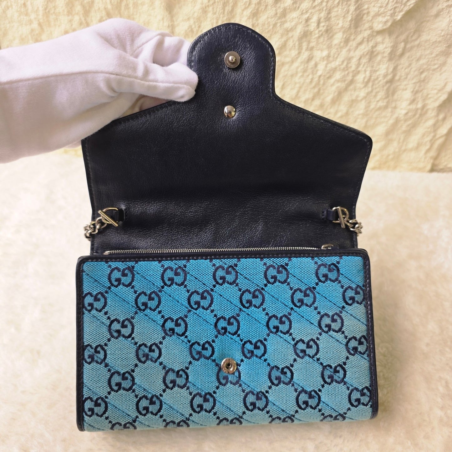 Gucci GG Supreme WOC 单肩包 [二手]