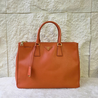 PRADA Orange Saffiano Lux Tote Bag (Galleria / Saffiano Leather) [Pre-Owned]